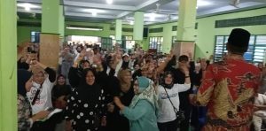 Kampanye H. Amran SE di Gedung Aisyah, Suasana Meriah dengan Lagu “Balocinnra”